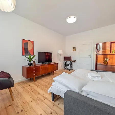 Apartment Hallera 57 Urban By Bookinghost